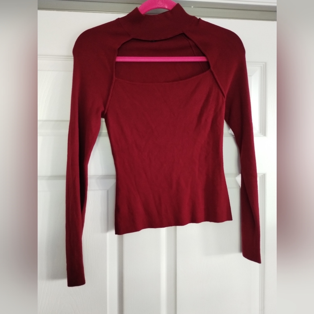 Dynamite Cut Out Burgundy Top XS